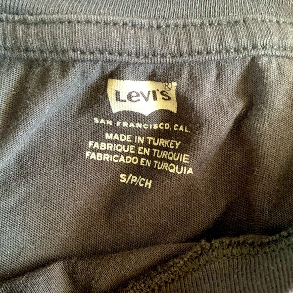 Levi’s tank top - Picture 2 of 2